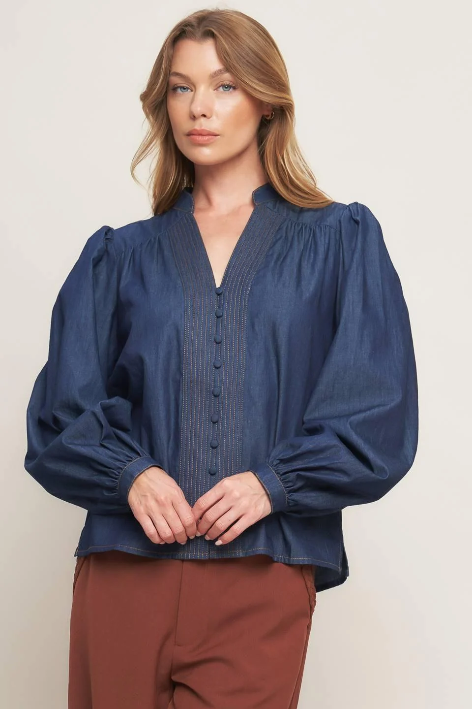 Traditional Stitch Story Lightweight Denim Top Minimalist