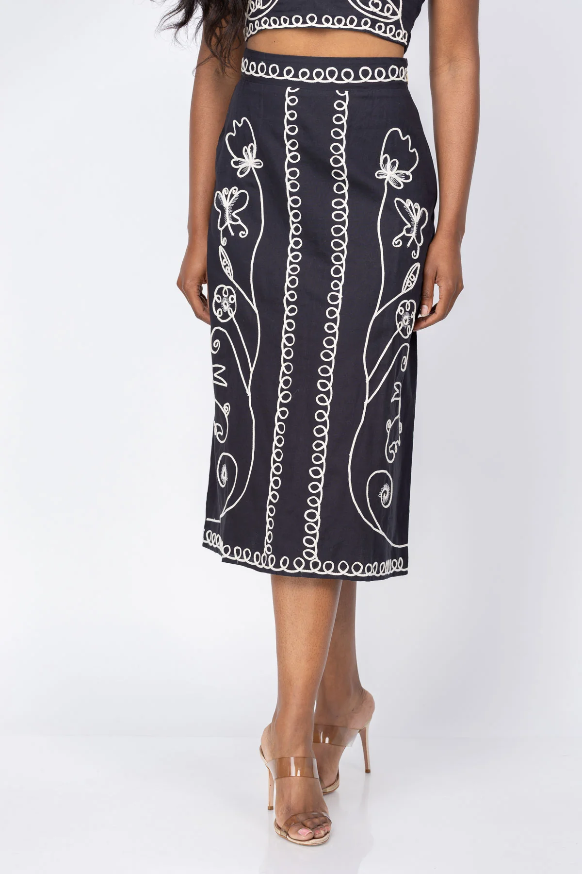 Detailed Cleobella Sorina Midi Skirt in Black Professional