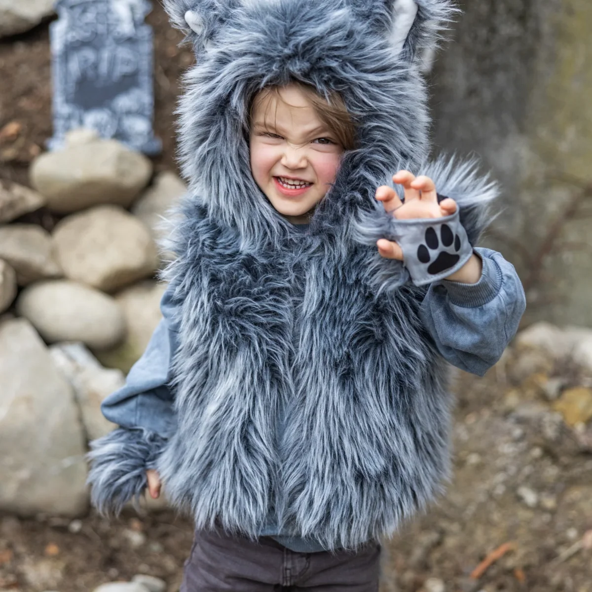 Soft Big Bad Wolf Vest Gloves Size 5-6 Natural