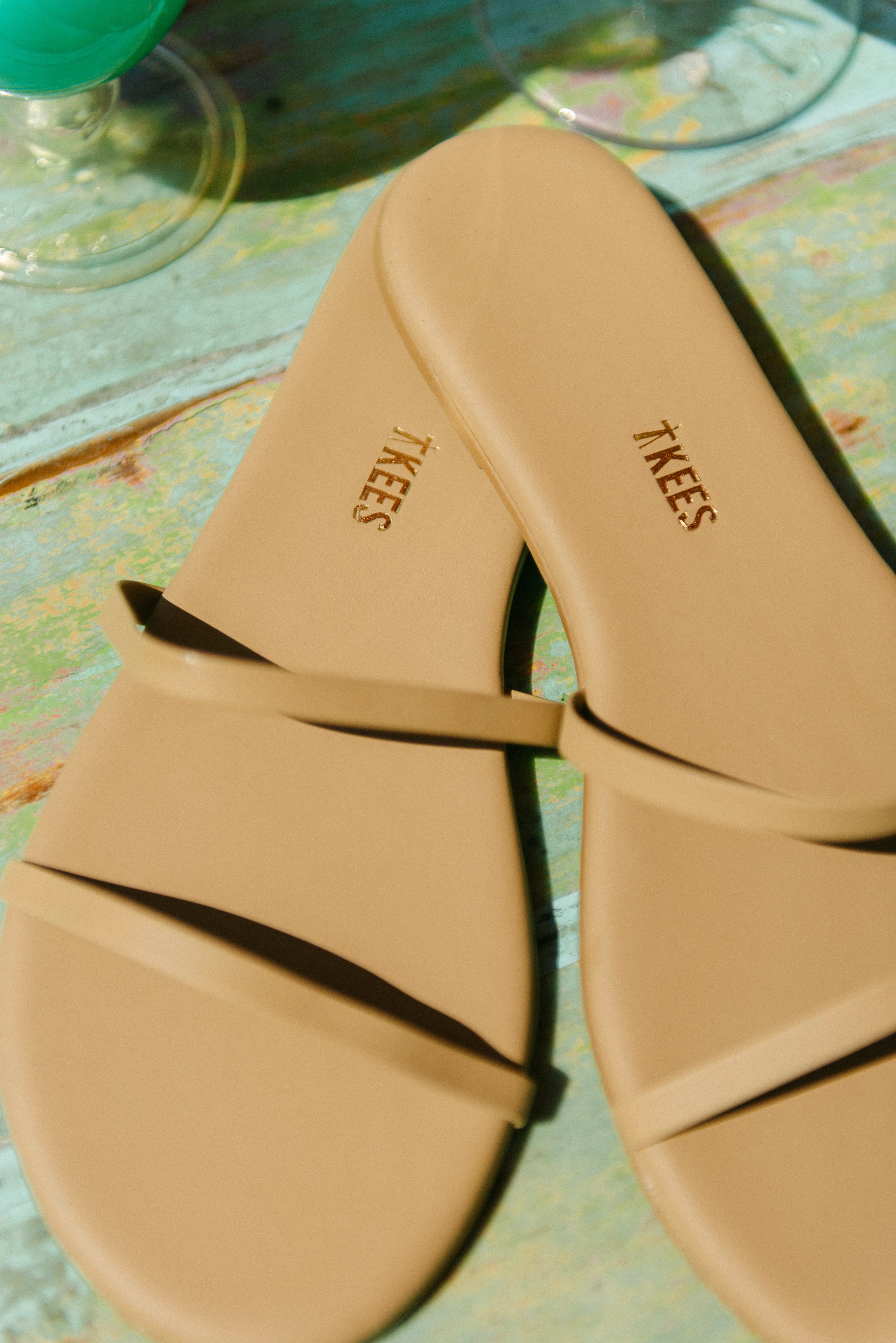 Efficient TKEES Gemma Flip Flops in Cocobutter Refined