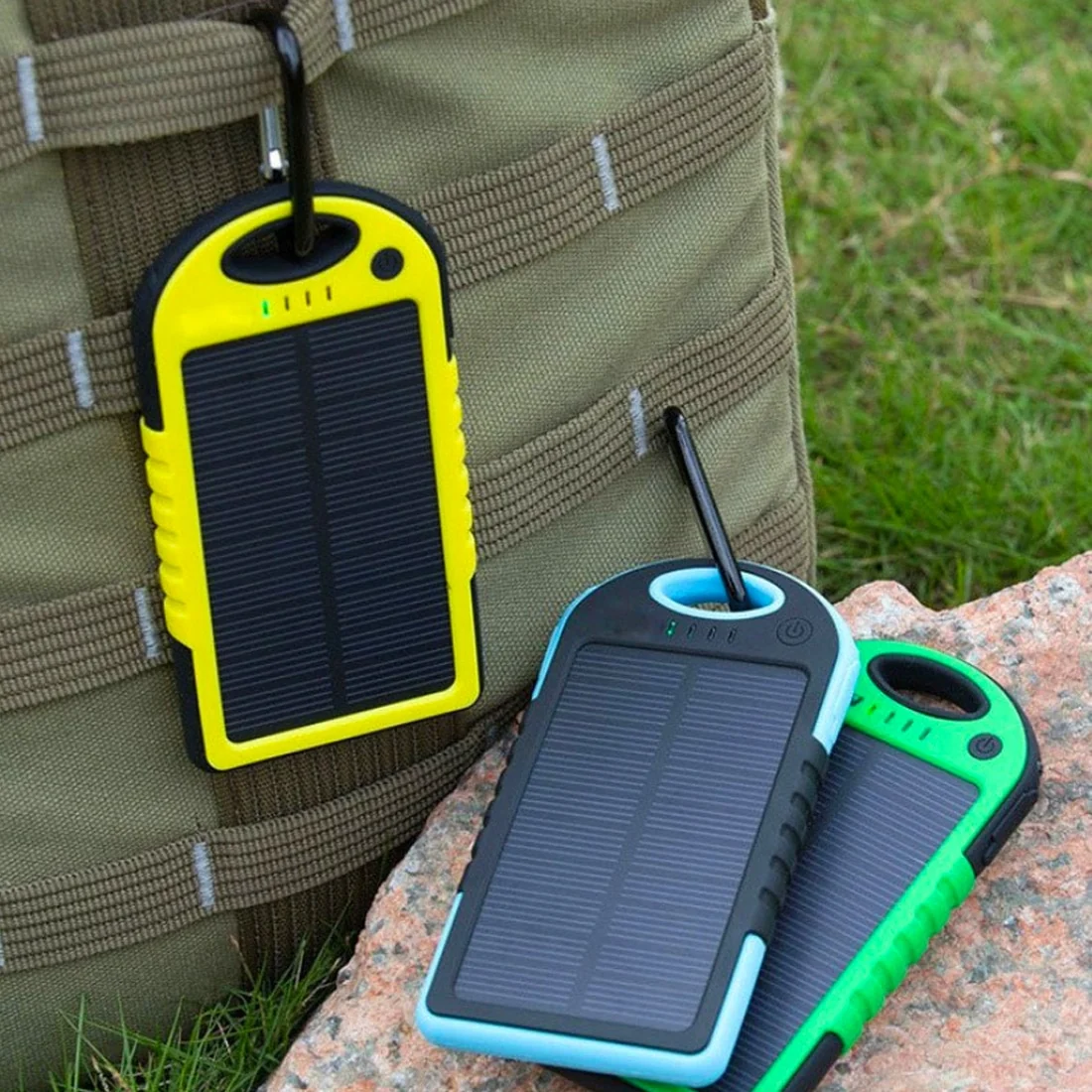 Convenient Portable Solar Powered Cell Phone Battery Charger Refined
