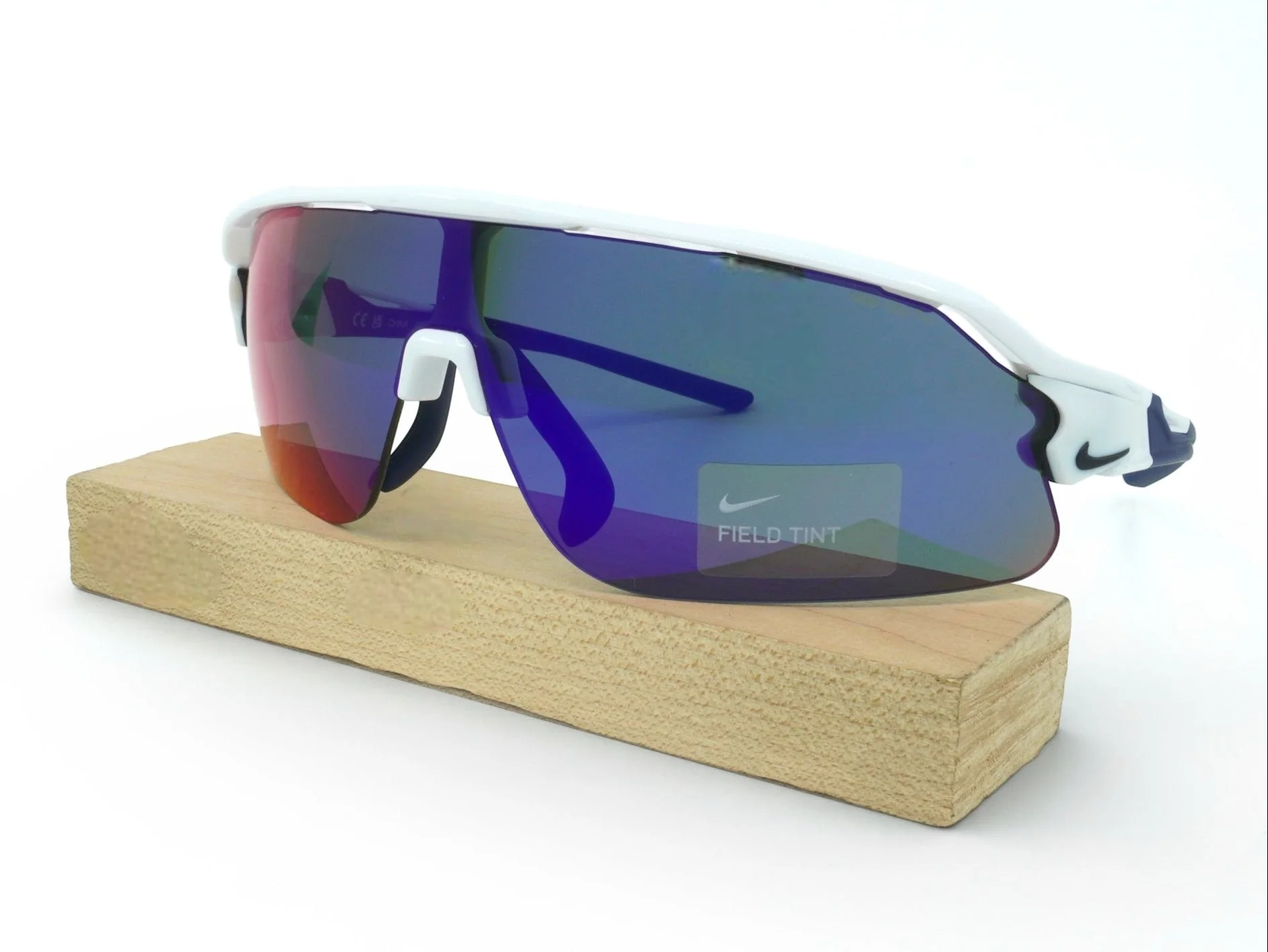 Dependable Nike Men's Fly Shield Team Sunglasses - IF1107X-101 Crafted
