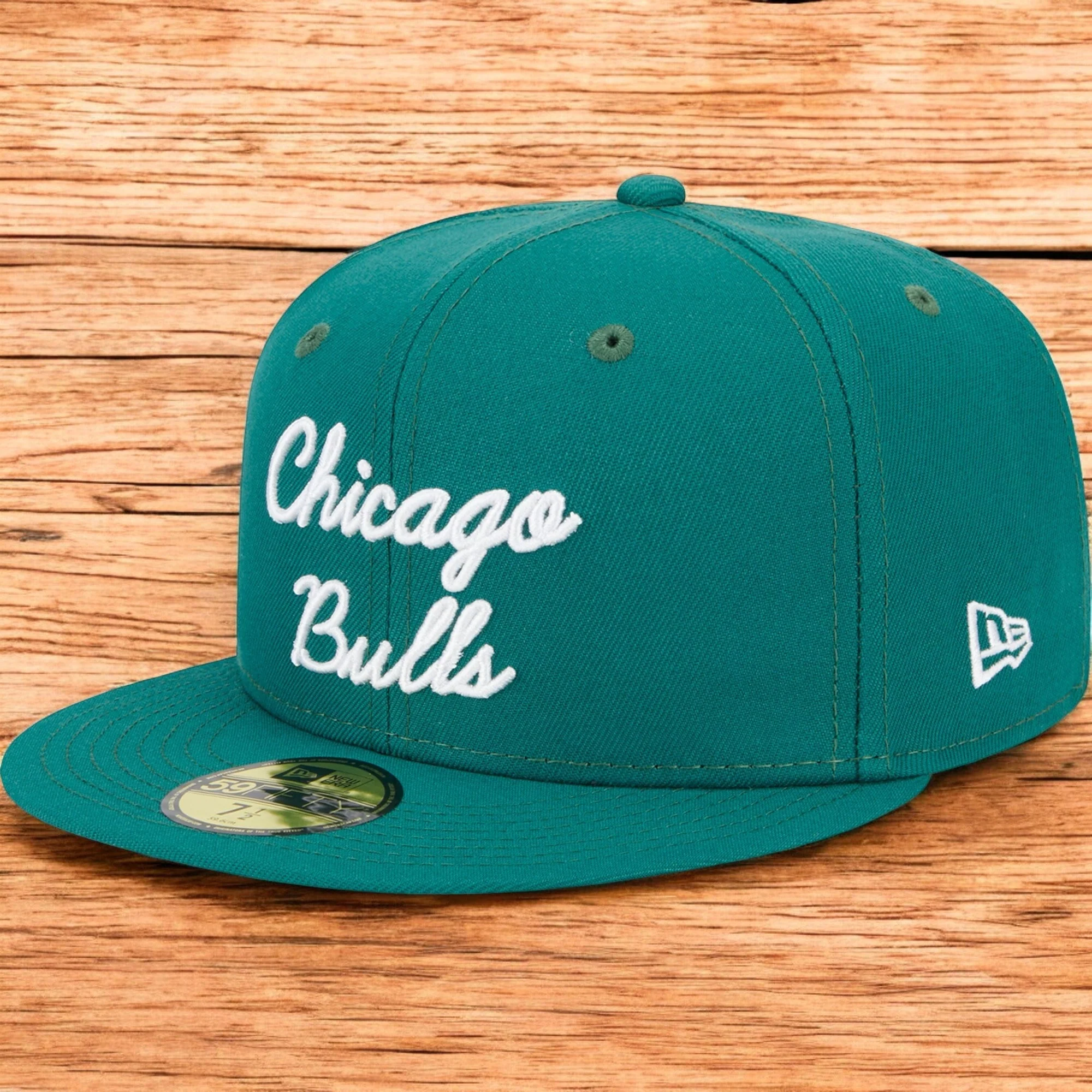 Official New Era Men's NBA Chicago Bulls 5950 Script Fitted Green Next-Generation