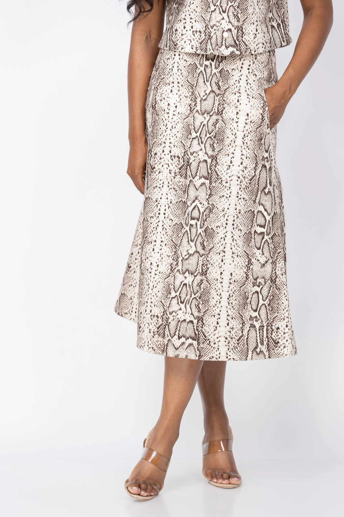 Elegant Cara Cara Aisha Skirt in Classic Snake Grey Functional