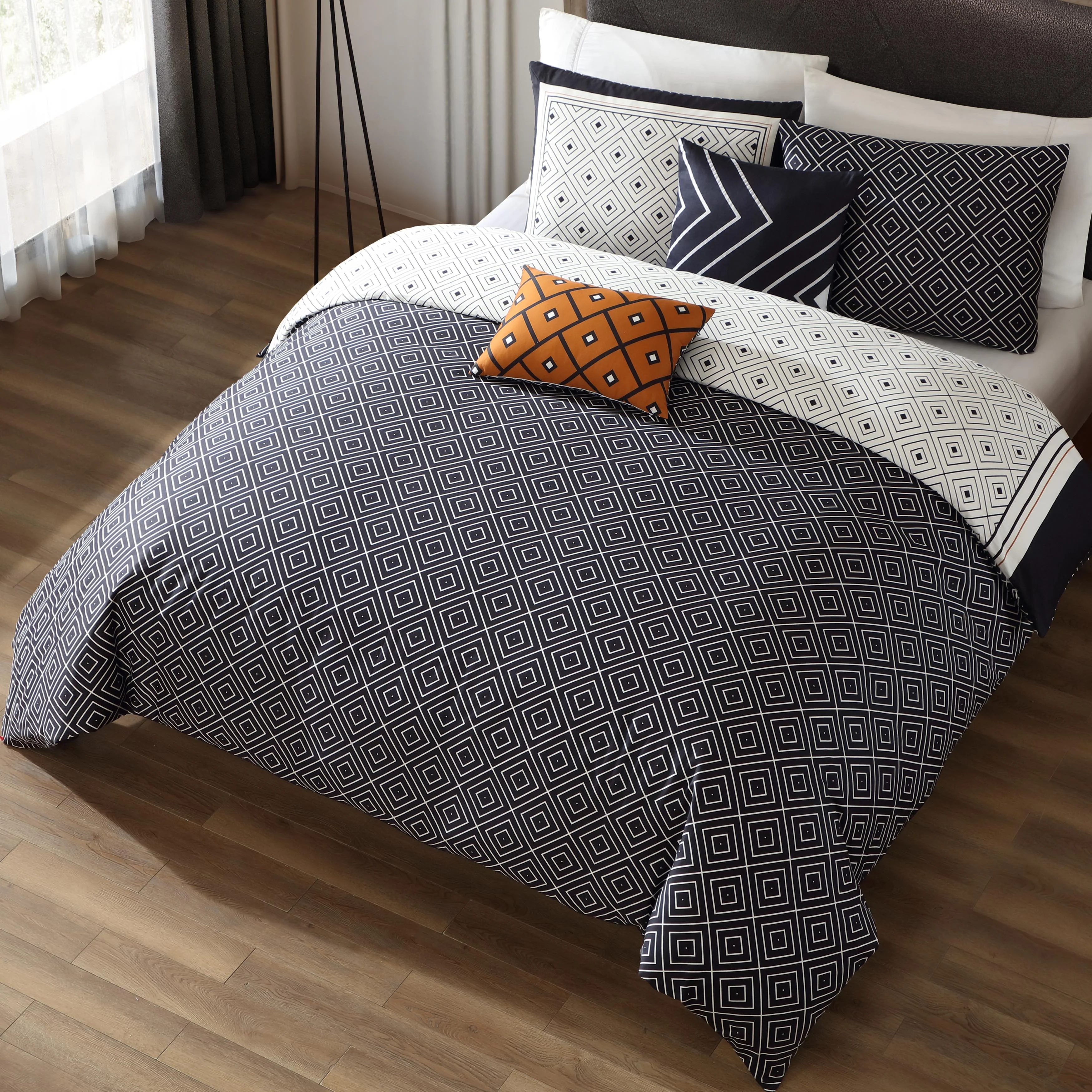 Modern Bebejan Geometric Black White 5 Piece Reversible Comforter Set Carefully Designed