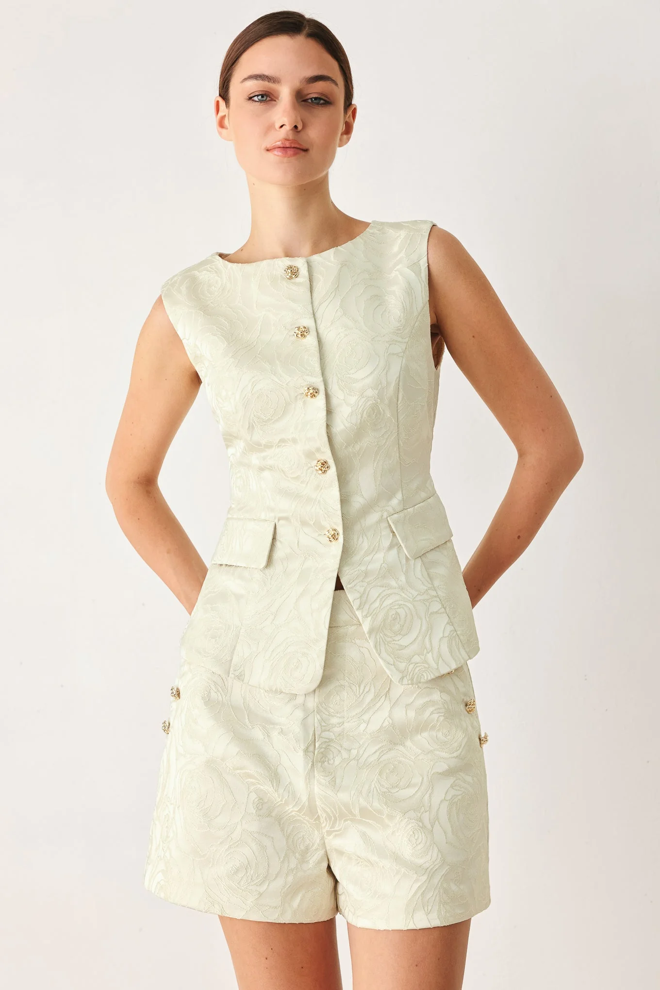 High-Performance Marzipan Floral Woven Jacquard Vest Dependable