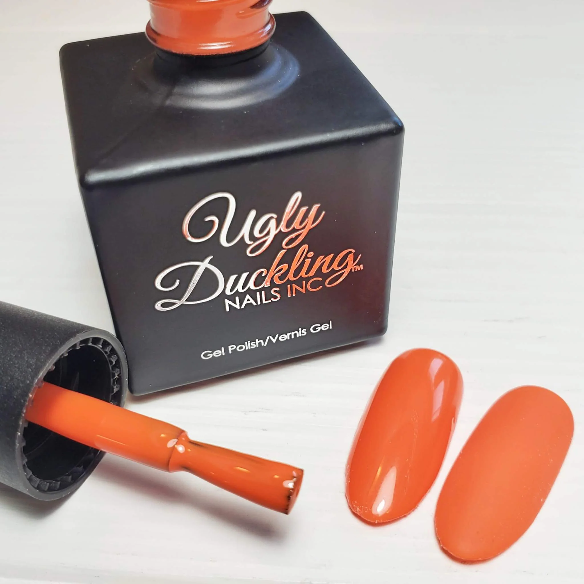 Comfortable 176 - Ugly Duckling Gel Polish Solid