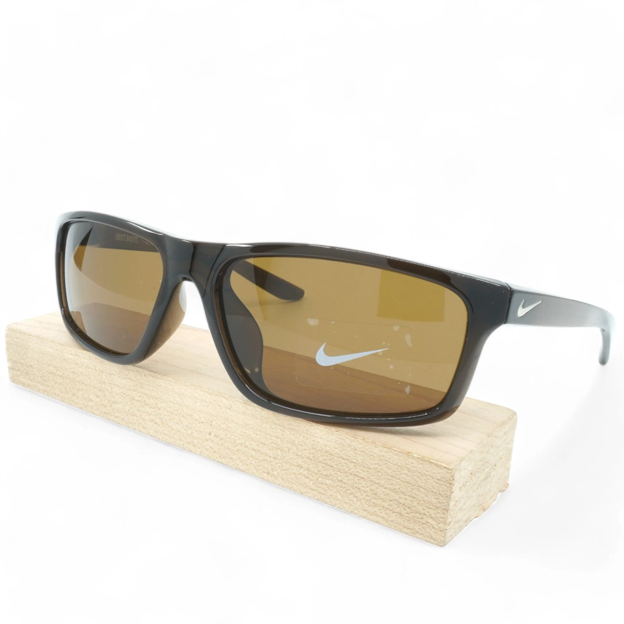 Eco-Friendly Nike Chronicle Sunglasses Reusable
